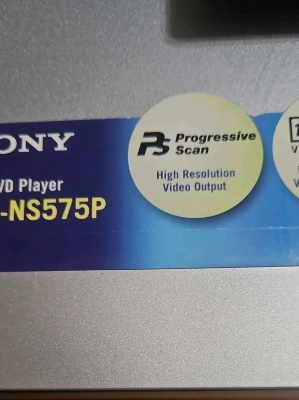 Sony Silver CD/DVD Player DVP-NS575